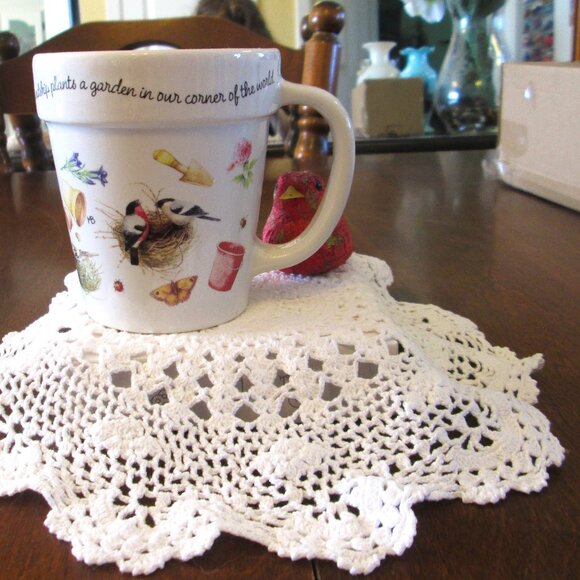 Hallmark Marjolein Baston mug "Friendship plants a garden of flowers in our corn - Picture 3 of 9